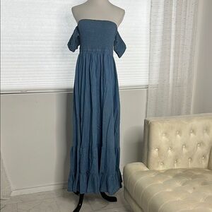 Elegant Blue Off-Shoulder Maxi Dress
